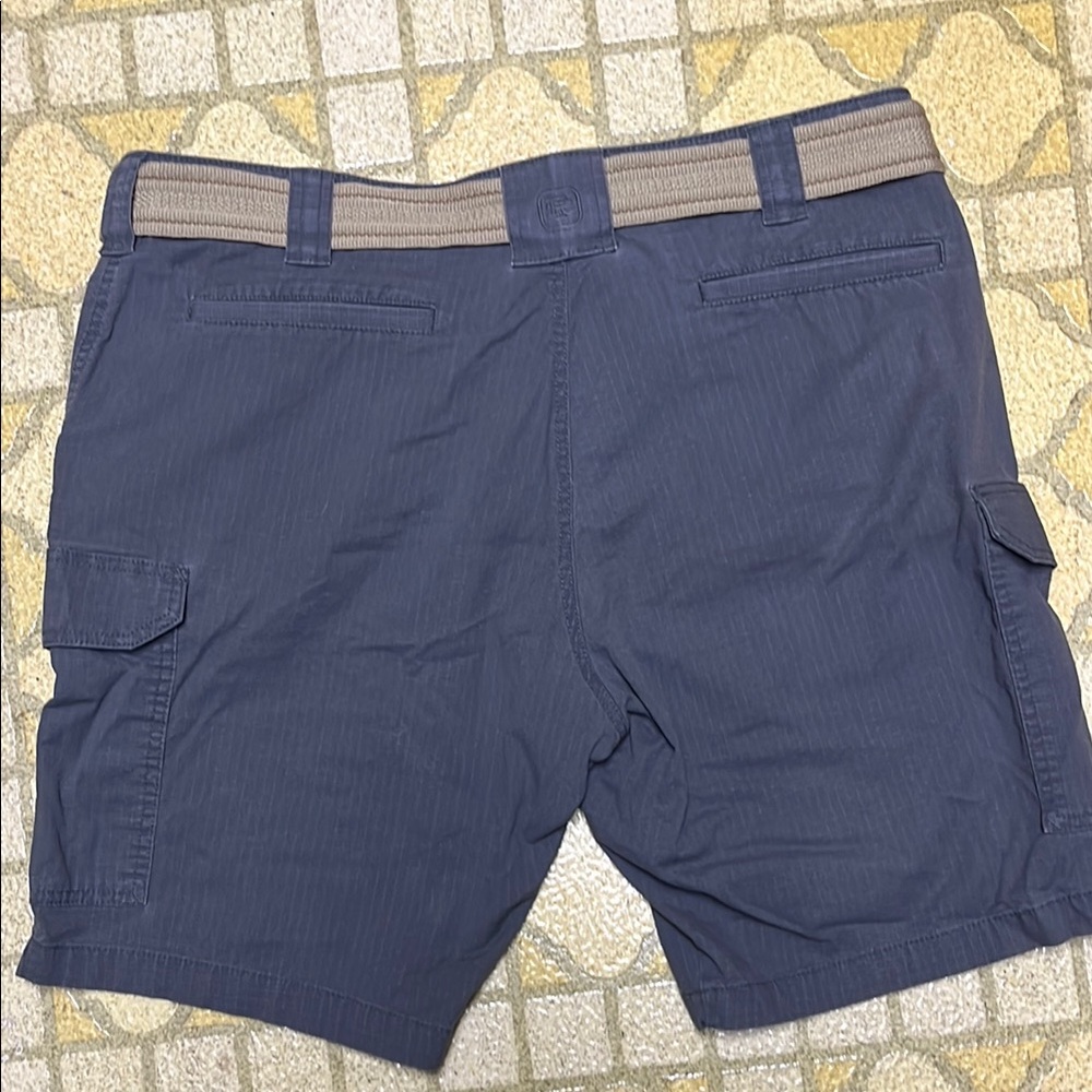 EUC two Ranch Tough Gray and Blue Cargo Shorts - Picture 7 of 16